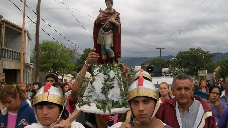 Procesión de San Expedito en el norte de Capital
