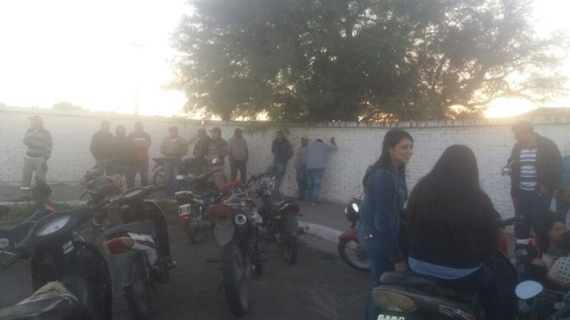 Continúa el paro por tiempo indeterminado en Recreo