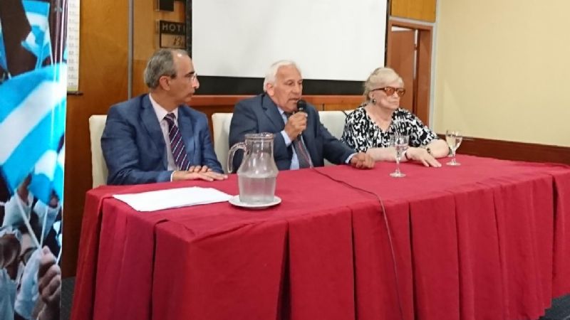 “Cada día se le da menos importancia a la difusión de la historia”