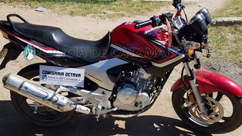 Secuestran una motocicleta abandonada