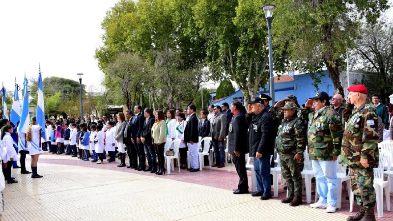 Sentido homenaje por el Día del Veterano y Caídos en Malvinas