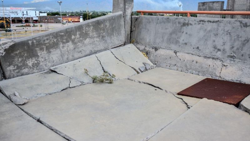 “Reparar las tribunas sería más caro que tirarlas abajo  y hacerlas de nuevo”