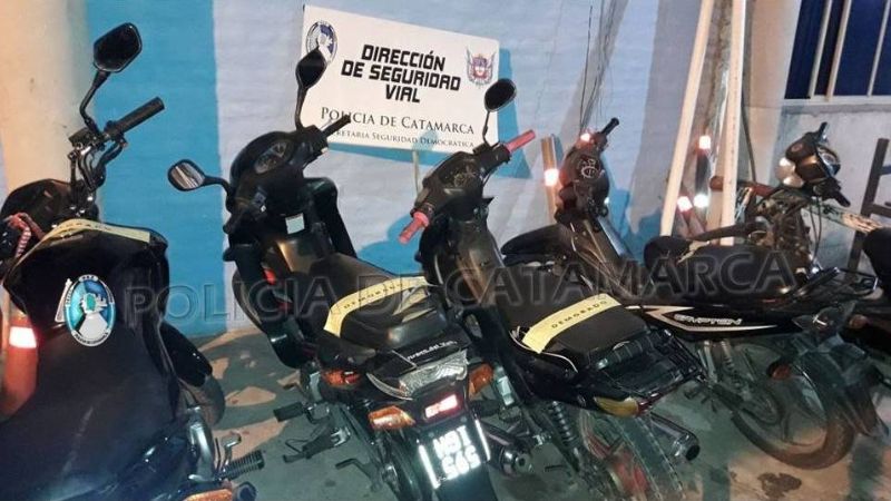 Secuestran motos en un operativo en El Jumeal
