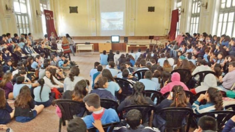 En San Luis pondrán televisores en las escuelas para ver el Mundial