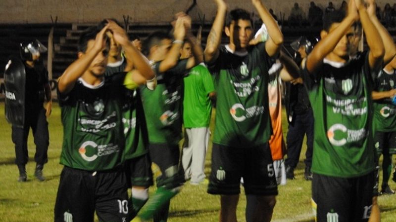 “Tesho” y Vélez se consolidan; Policial sin invicto