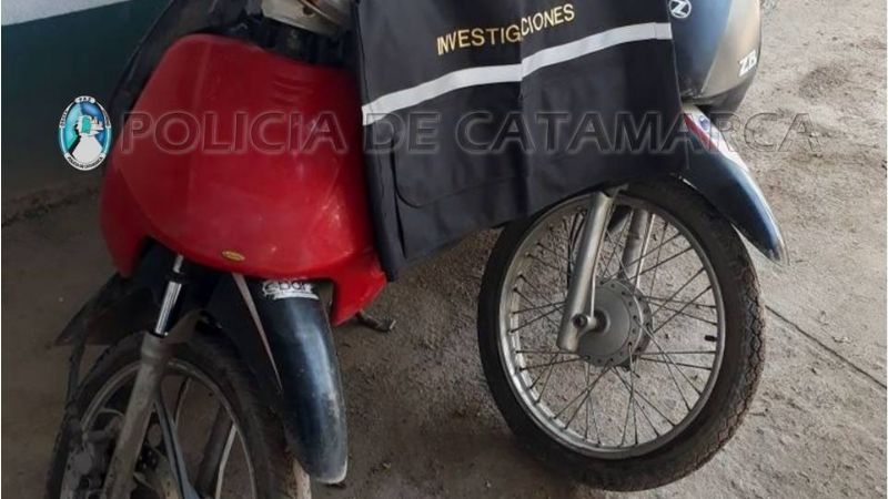 En un registro domiciliario secuestran dos motocicletas