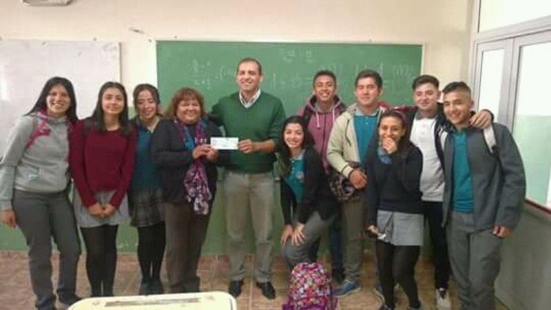 Aporte económico para jóvenes de Mutquín