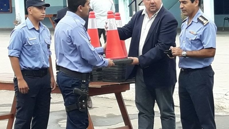 Seguridad Vial entregó elementos a la Policía de la Provincia