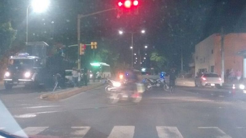Gran congestión por un accidente en avenida Presidente Castillo