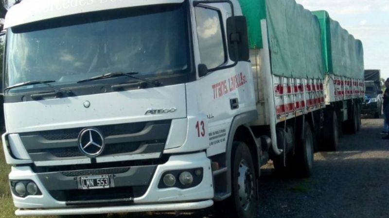 Piratas del asfalto secuestran a camionero y roban cargamento en la ruta 157