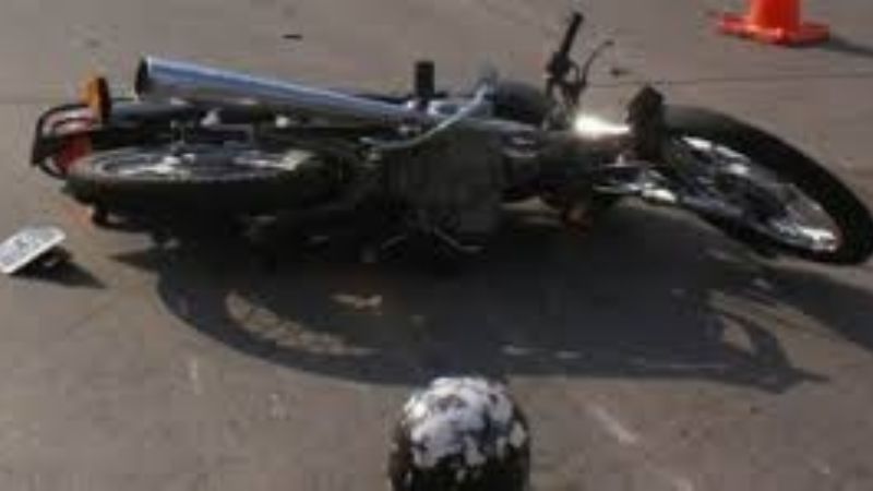 Policía lesionado en un siniestro vial