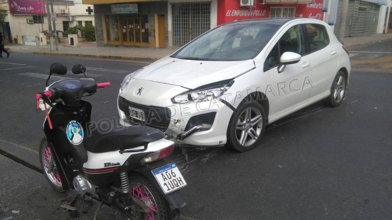 Choque en Guemes y Junín