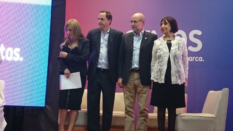 Fama: “Tenemos que construir el qué hacer antes de decidir quién lo haga”