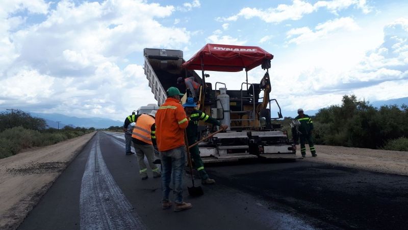 La obra de pavimentación de Ruta Nacional 40 en su última etapa