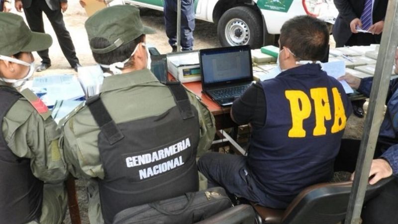 Así incineran la droga incautada por la policía