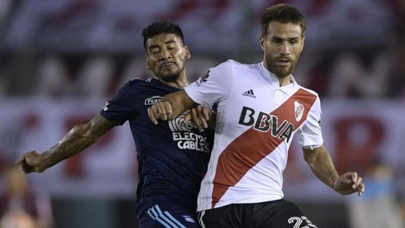 River venció a Emelec y lidera el Grupo D