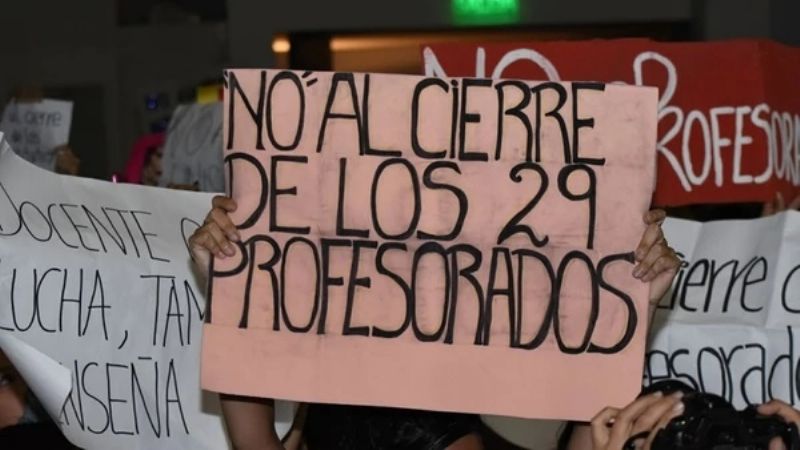 Escándalo en la inauguración de la Feria del Libro