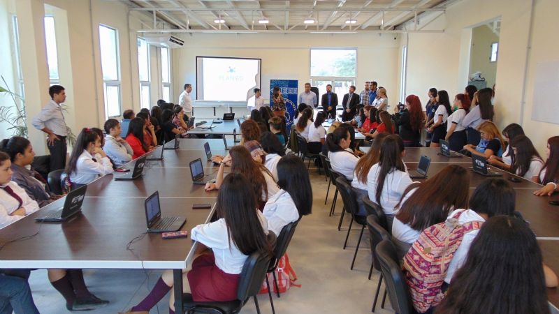 El Cluster Tecnológico Catamarca, copado por niñas y adolescentes