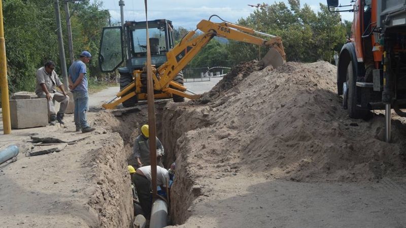 Cambio de cañería en San Antonio, FME