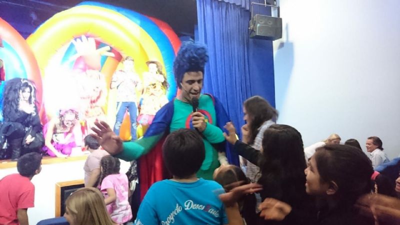 Gala de Teatro: Super Saludable "El maravilloso mundo de la alimentos"