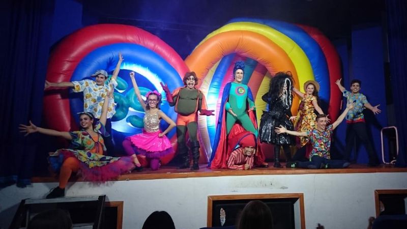 Gala de Teatro: Super Saludable "El maravilloso mundo de la alimentos"