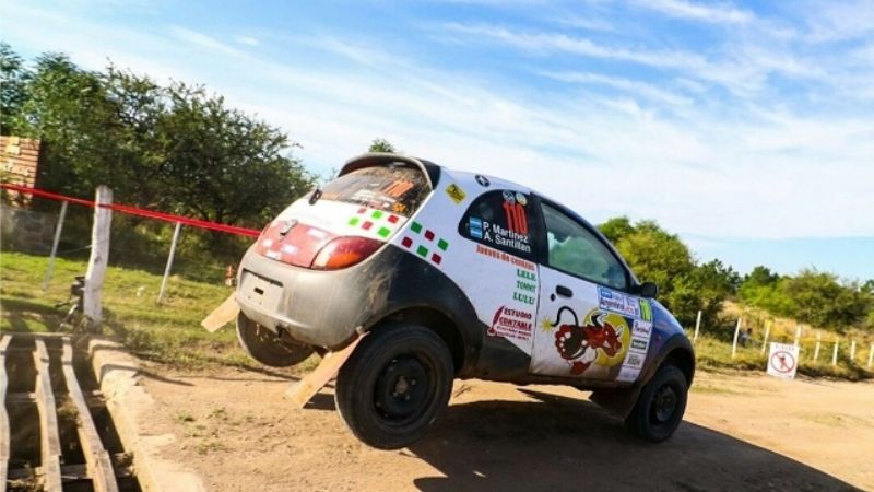 Pachi Martínez y Ariel Santillán están segundos