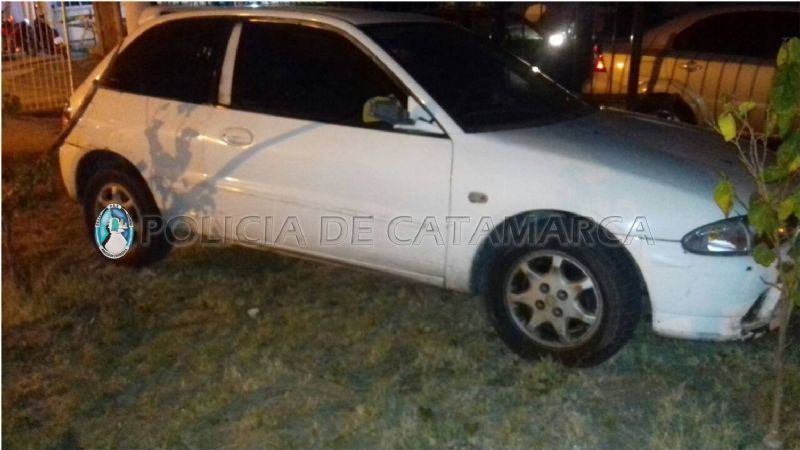 Secuestran vehículos en los ingresos a El Jumeal