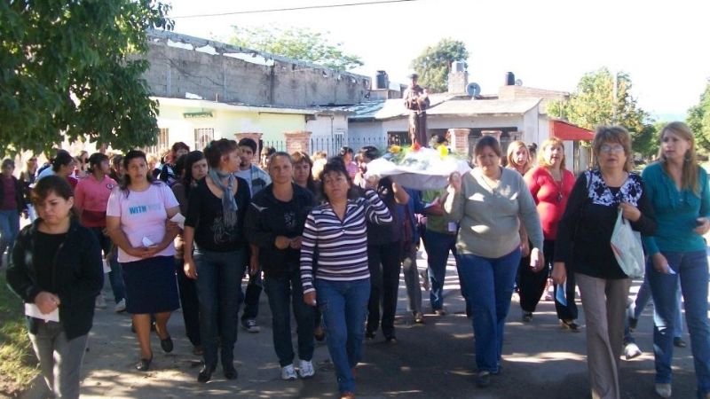 Celebran a San Benito de Palermo, patrono de las Amas de Casa