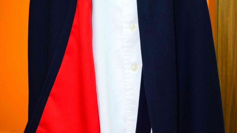 Enfermera de Malvinas donó su traje para la Casa de la Cultura