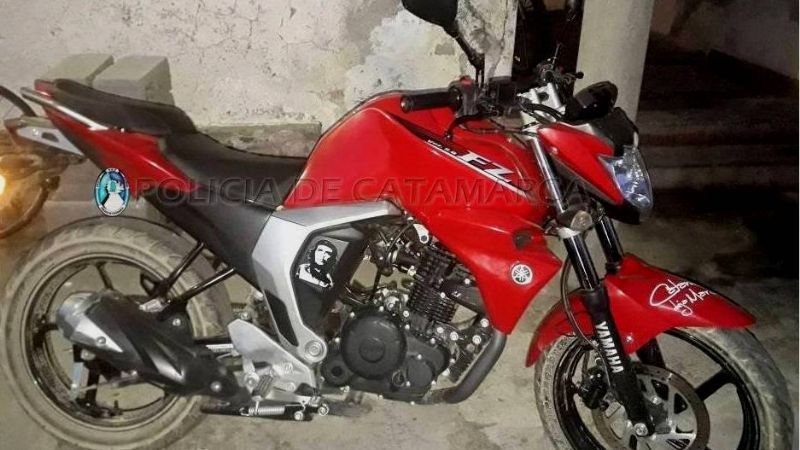 Se hacían pasar por representantes de un intendente para estafar a comerciantes