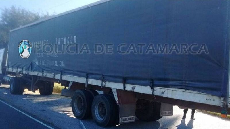 Secuestran un camión en un puesto caminero de Valle Viejo