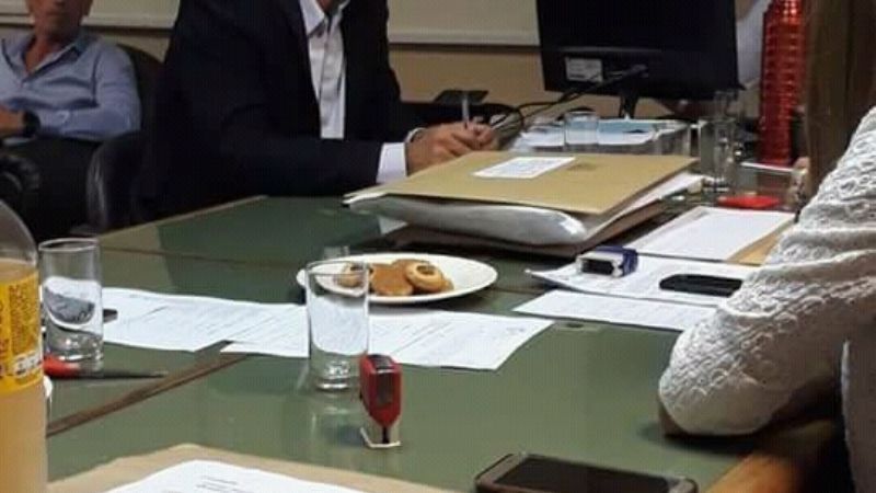 Apertura de sobre para la construcción de un jardin de Infantes