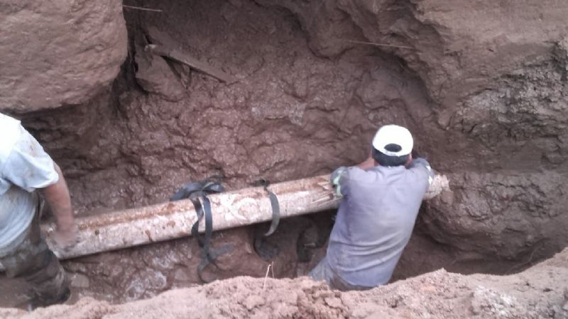 Concluyó trabajo de reparación cañerías de cloacas