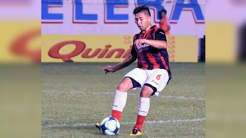 Futbolista detenido acusado de abusar y asesinar a su hijastro