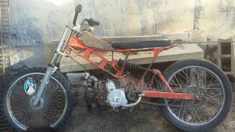 Secuestran una moto