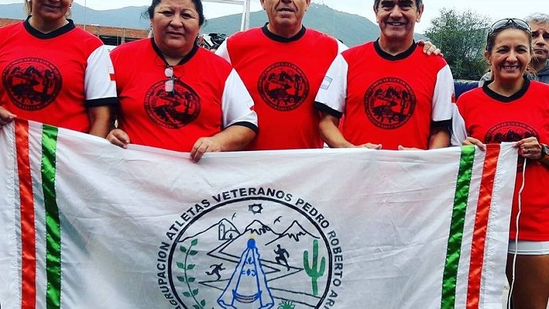 Catorce medallas catamarqueñas Máster en  Salta