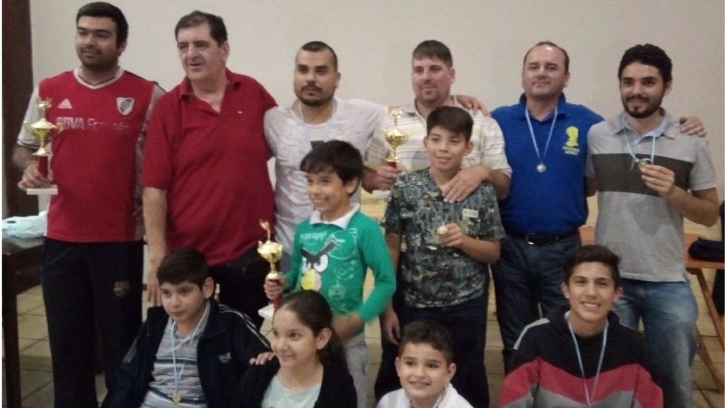 A puro Ajedrez en el Club Social