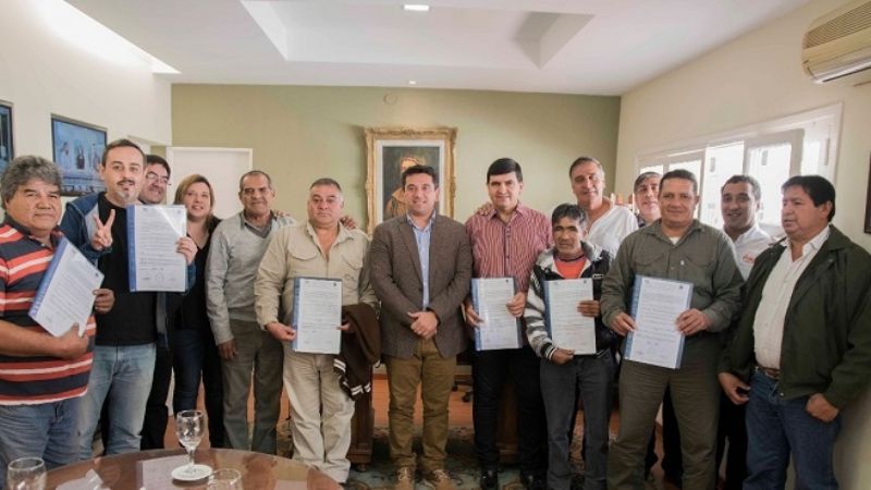 Empleados municipales de Fray M. Esquiú fueron recategorizados