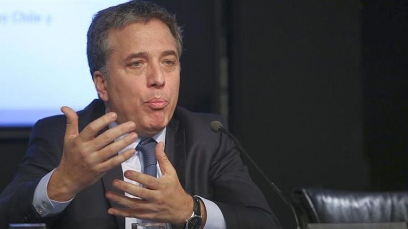 El Gobierno admite que habrá más inflación y menos crecimiento