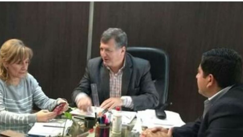 Ojeda visitó al ministro de Salud