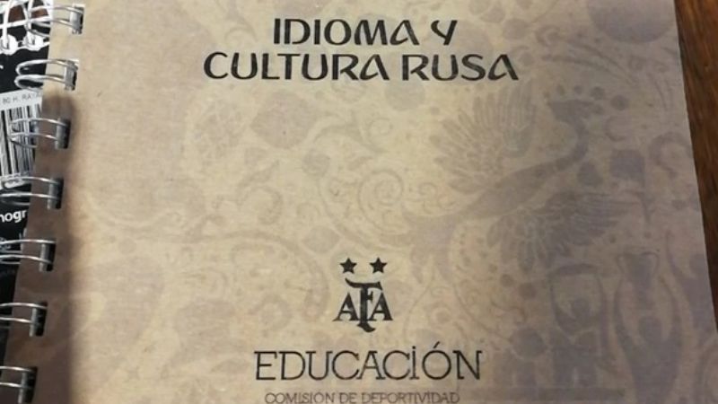 Increíble manual de la AFA para seducir mujeres rusas