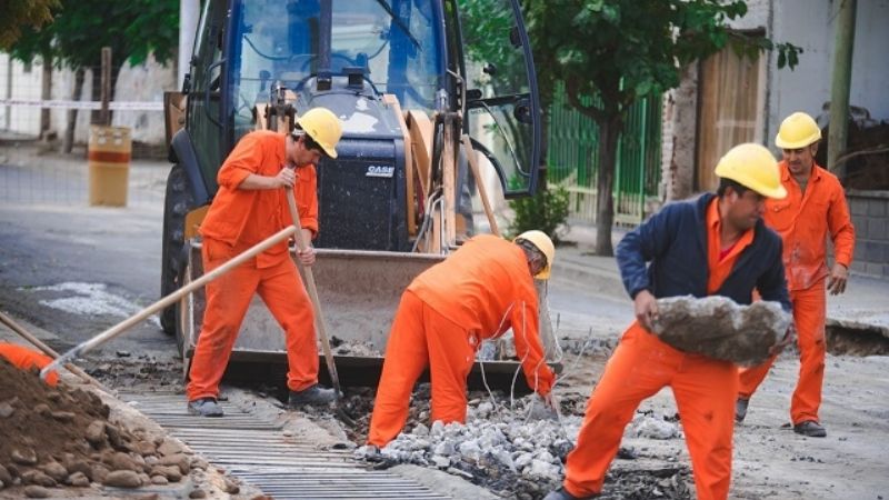 Cómo es la restricción del tránsito por obra de desagües en avenidas Alem e Italia