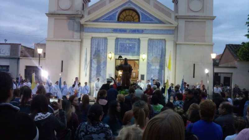 Procesión y misa en honor a San Isidro Labrador en Valle Viejo