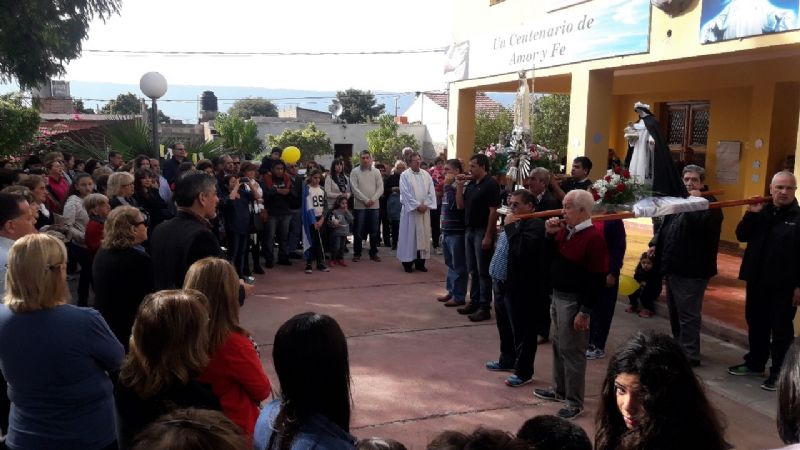 Fiestas de la Virgen de Fátima en el 101° aniversario de su coronación