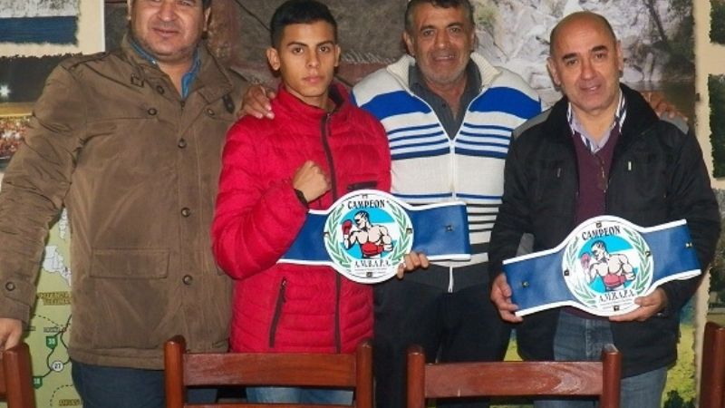 Títulos “AMBAPA Rumbo a México” en La Merced, Paclín