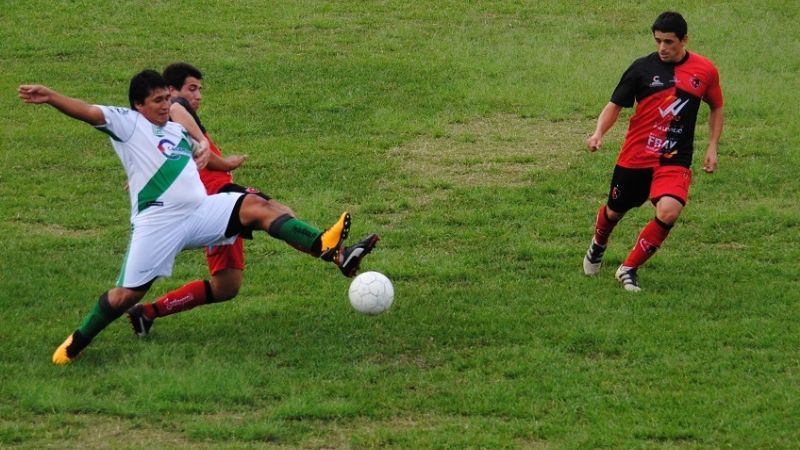 Intensa acción por los 4tos. de final de Superliga del Valle