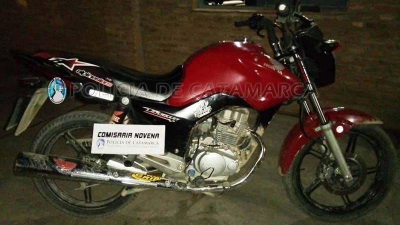 Secuestran una motocicleta abandonada