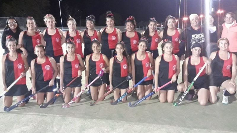 El Apertura de hockey cumplió una nueva fecha