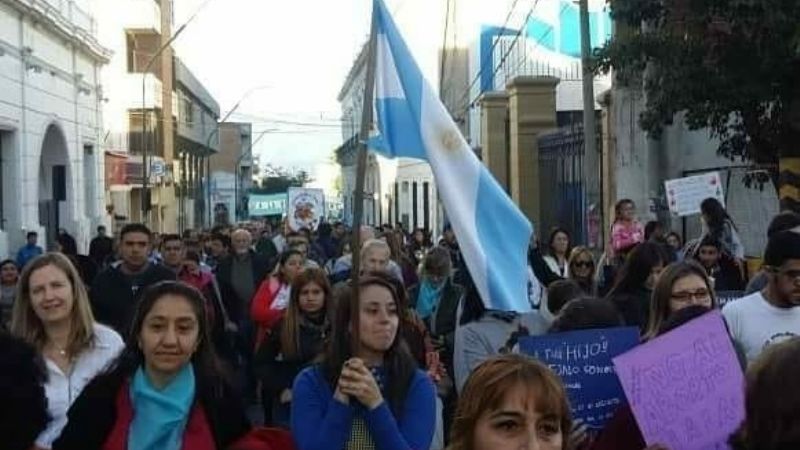 En Catamarca marcharon en defensa de “las dos vidas”