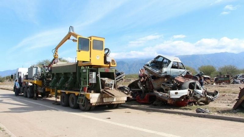 Compactaron chatarra en la Planta de Tratamiento